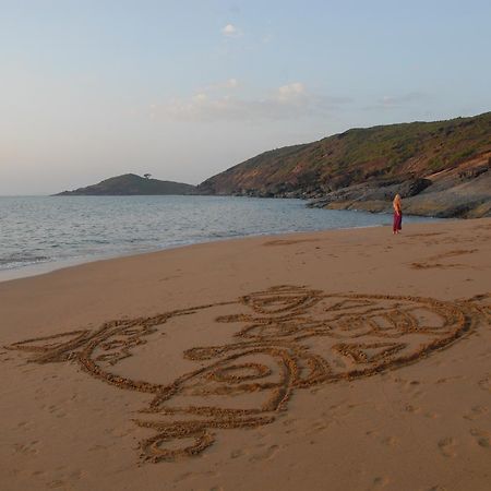 Honey Beach Cottages โกการ์นา ภายนอก รูปภาพ